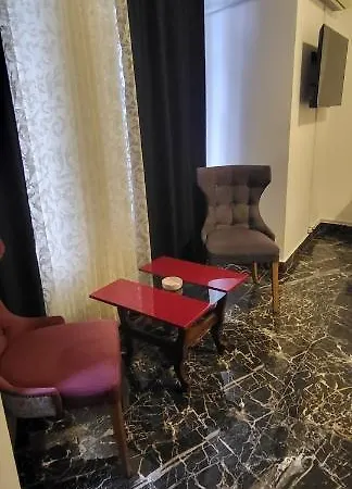Jakuzili Taksim Meydanda Lux *